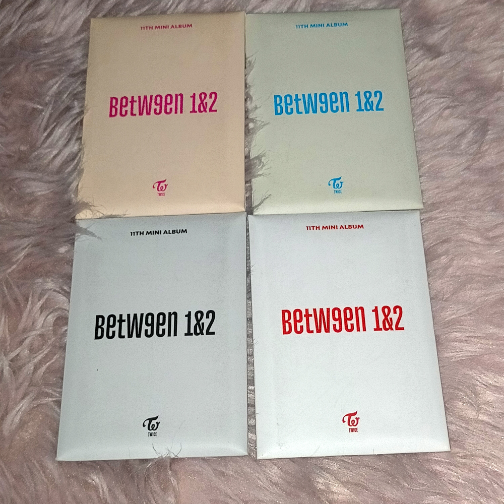 TWICE BETWEEN 1 & 2 POBCARDS