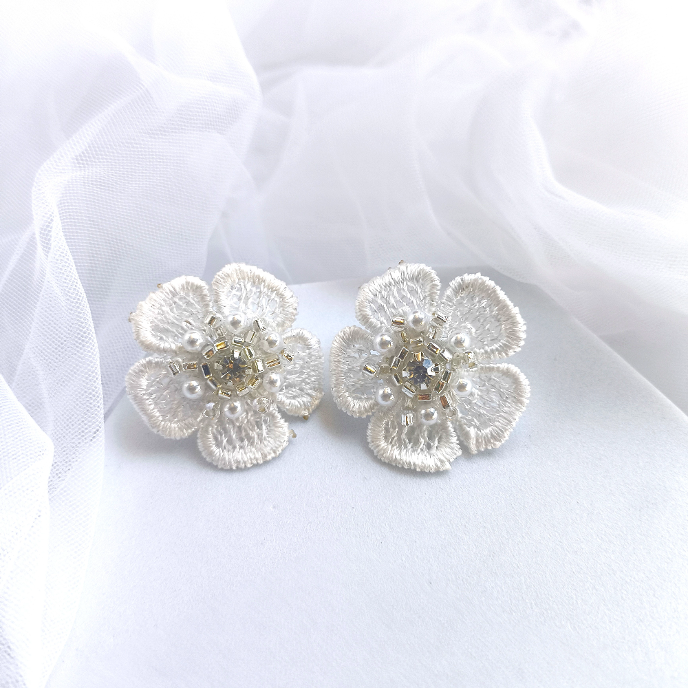 Maria Clara Stud Earrings