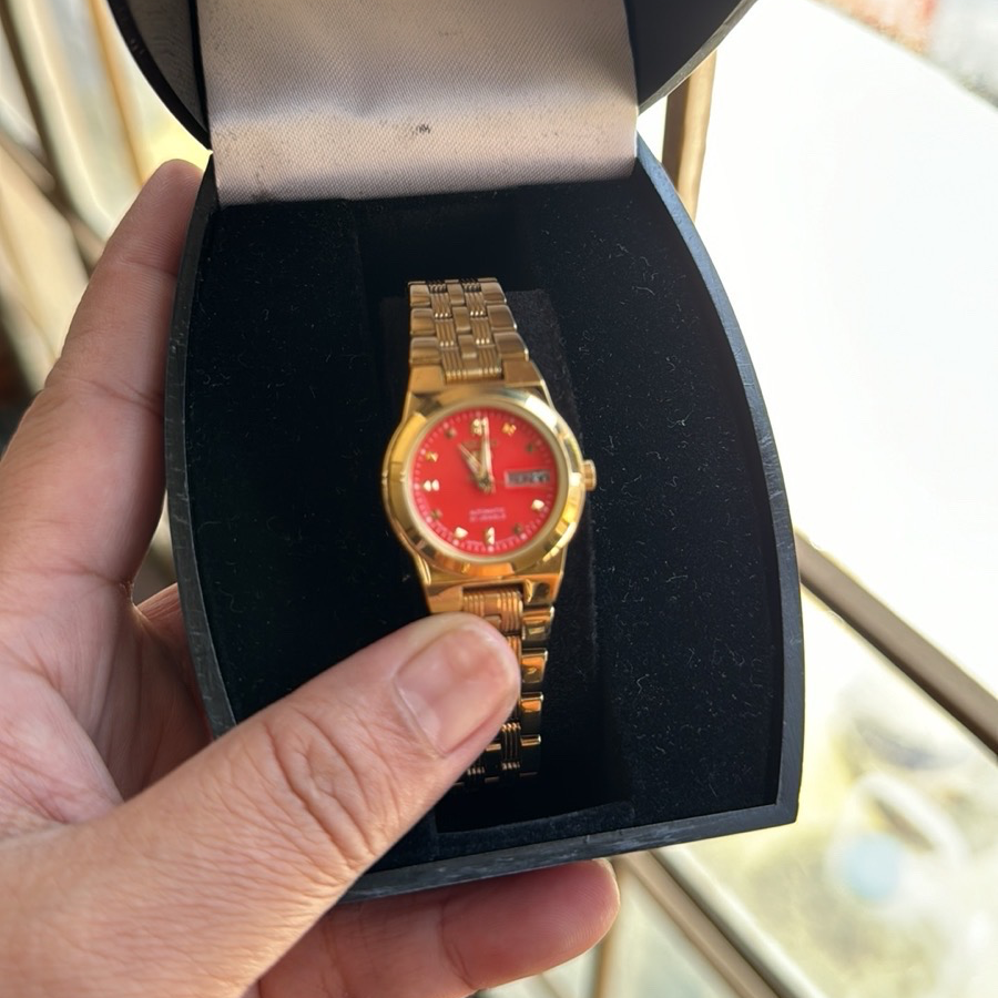 PRELOVED BRANDED WATCHES LIVE SELLING LINK ONLY