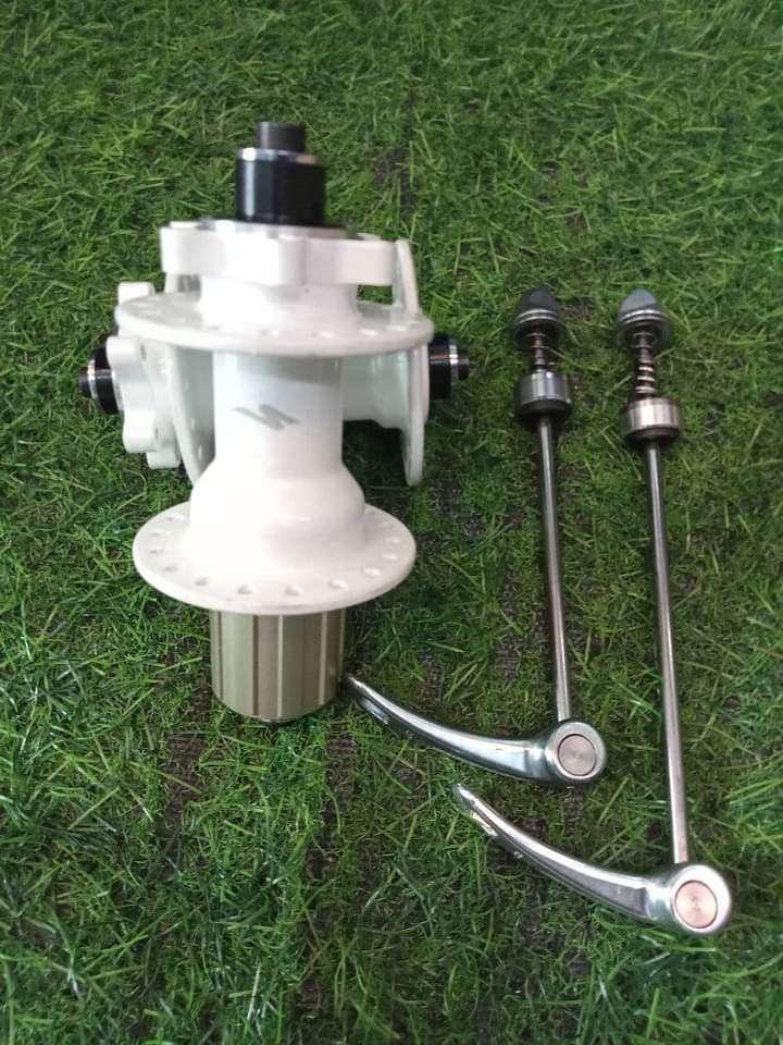 Specialized hubs
