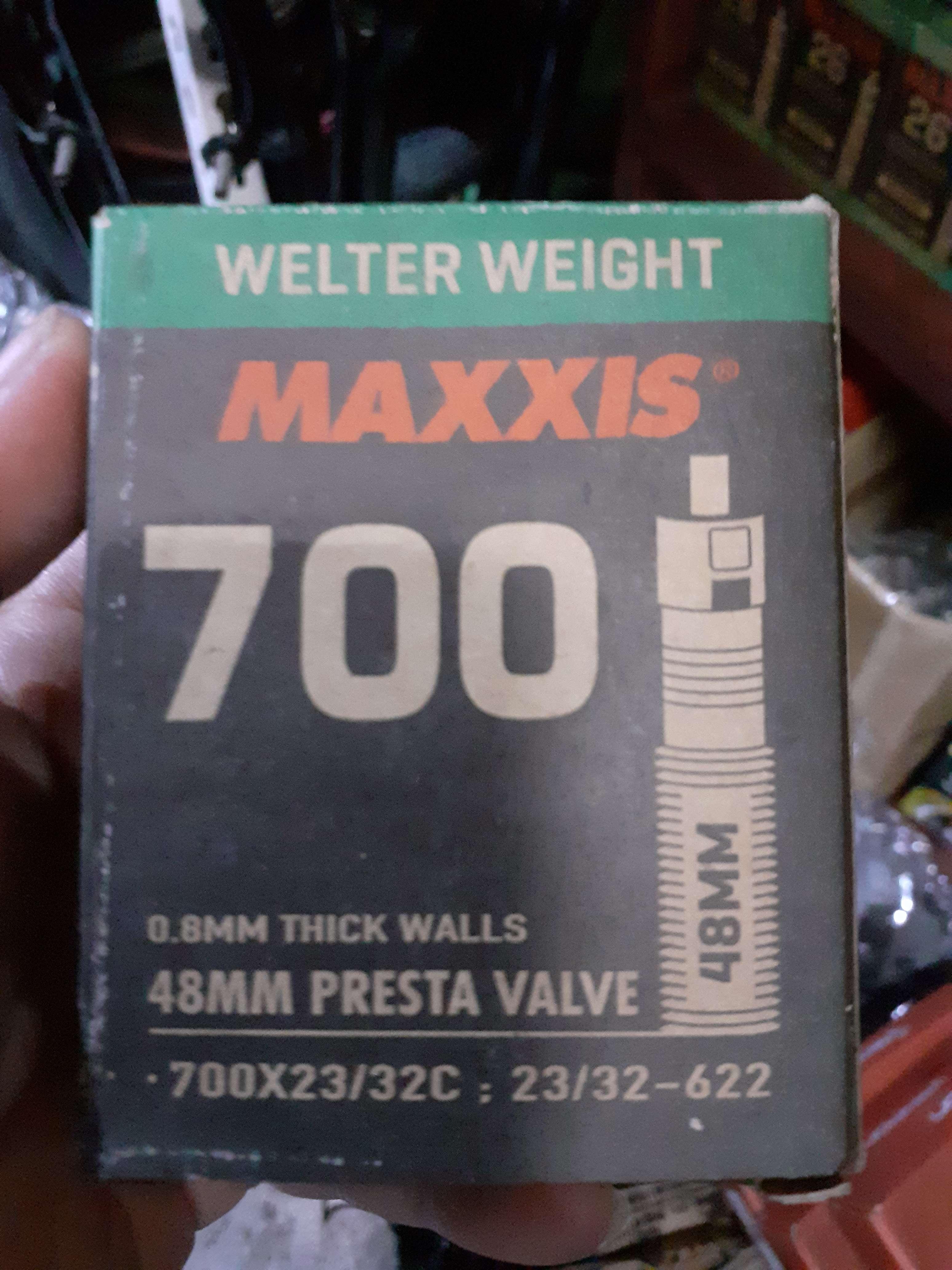 Maxxis tube 700cx23/32