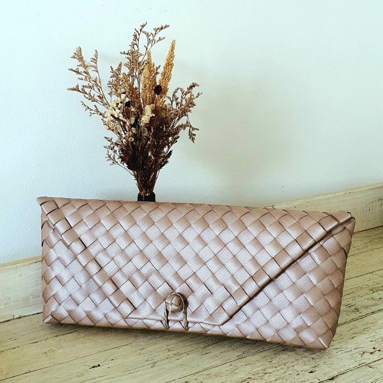 “YSABELLE” Clutch Purse