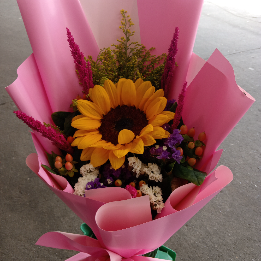 Single sun flower bouquet