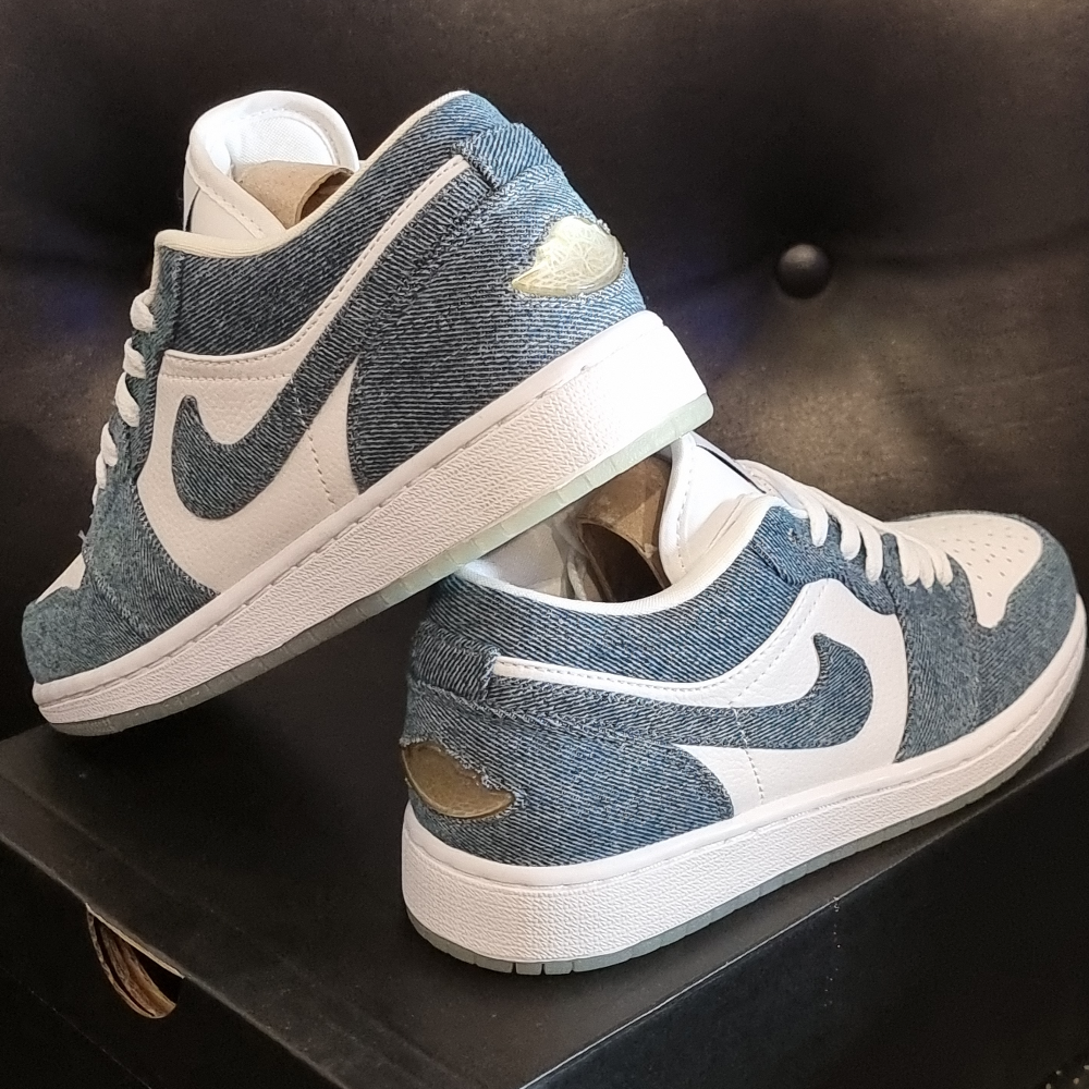 Air Jordan 1 low