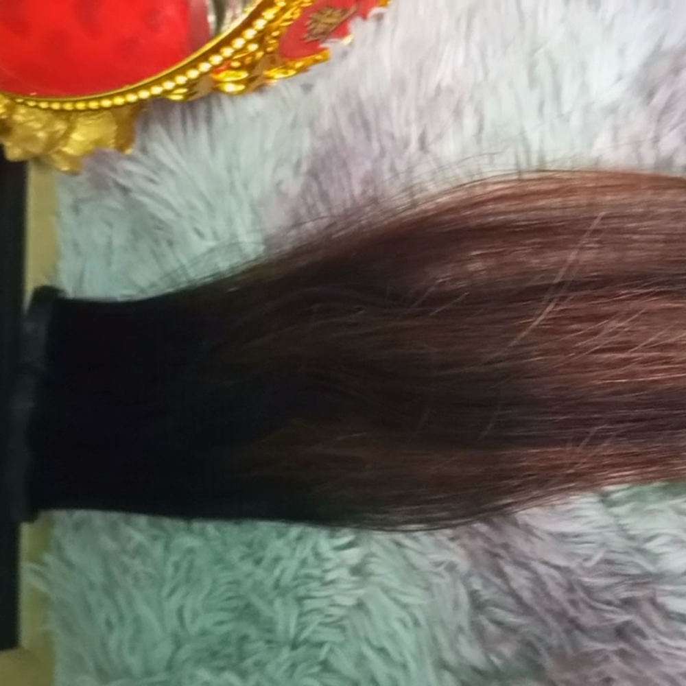 CLIP ON HAIR EXTENSION 18 INCHES