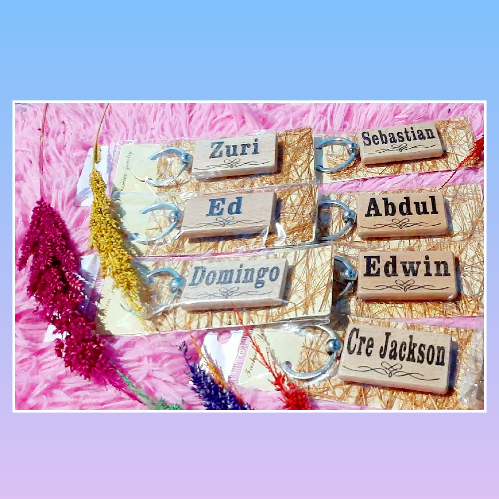 Wooden Keychain Personalize Laser Engrave ( Rectangle Size)