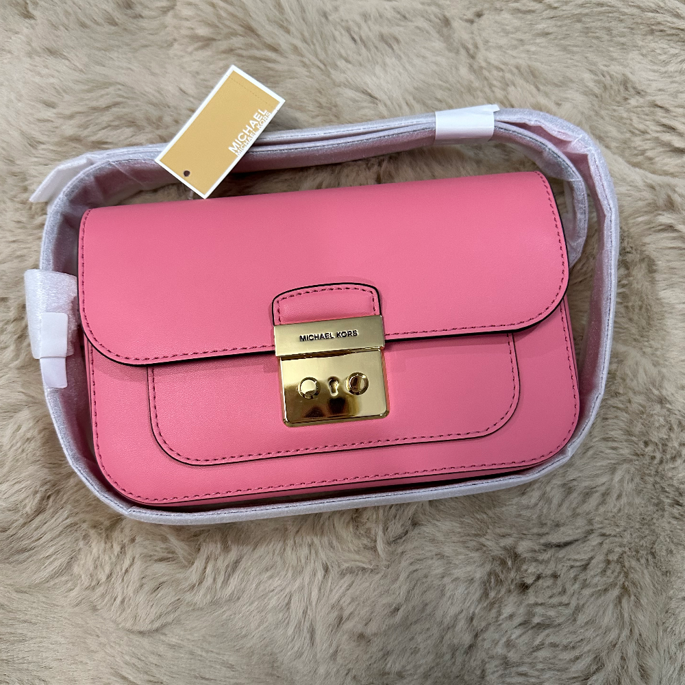 MICHAEL KORS SLOAN EDITOR Small Flap Belt Bag Crossbody