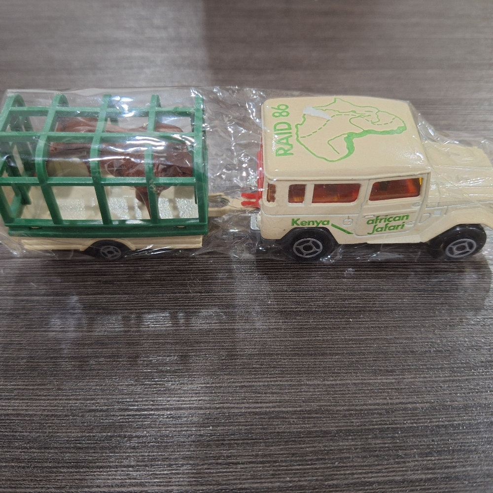 Majorette Toyota Land Cruiser African Safari