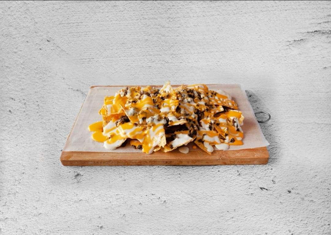 Cheesy Nachos