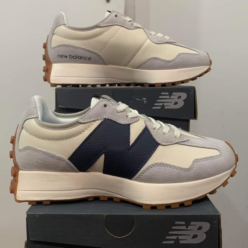 NB 327  OUTERSPACE