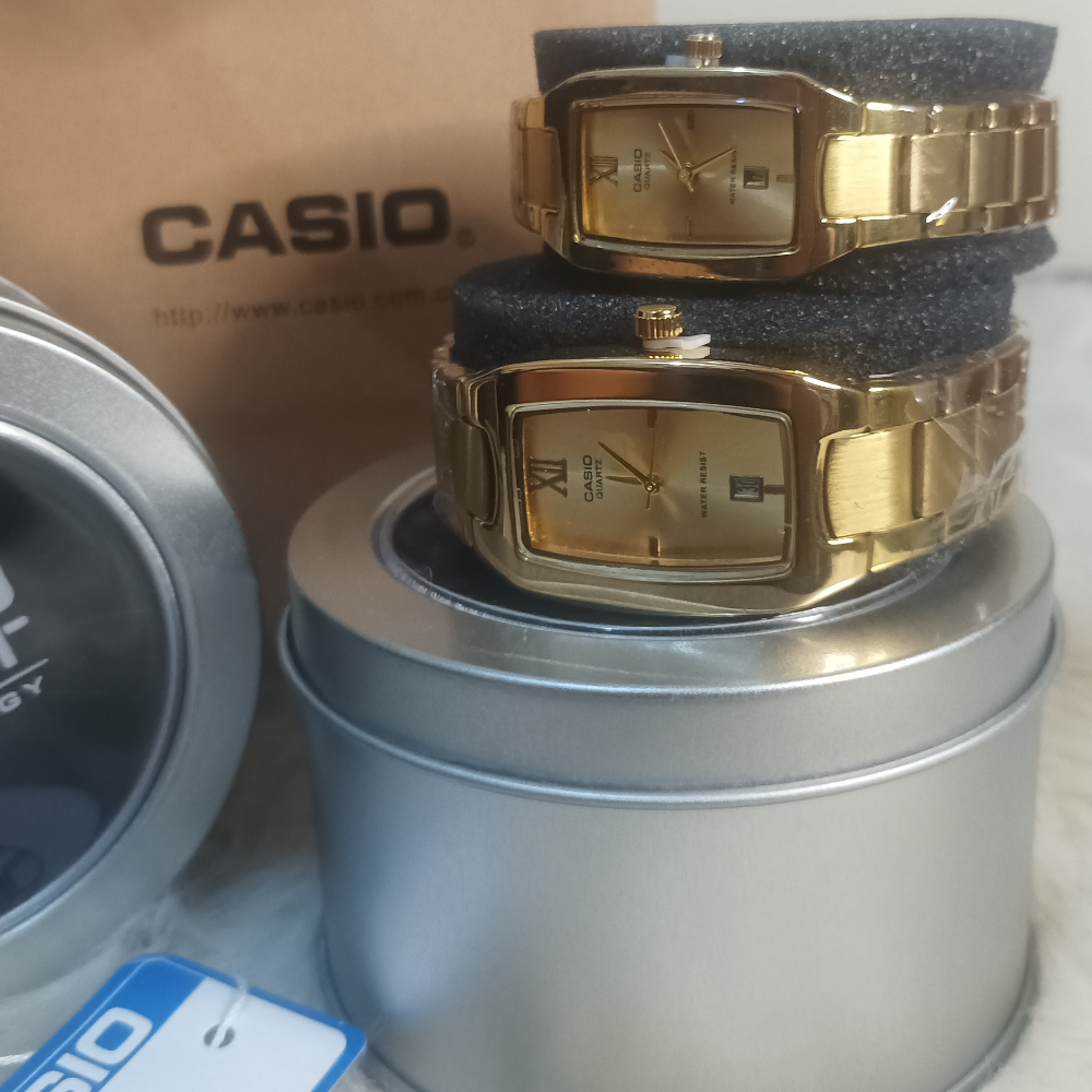 Code CC2 Casio Quartz couple watch