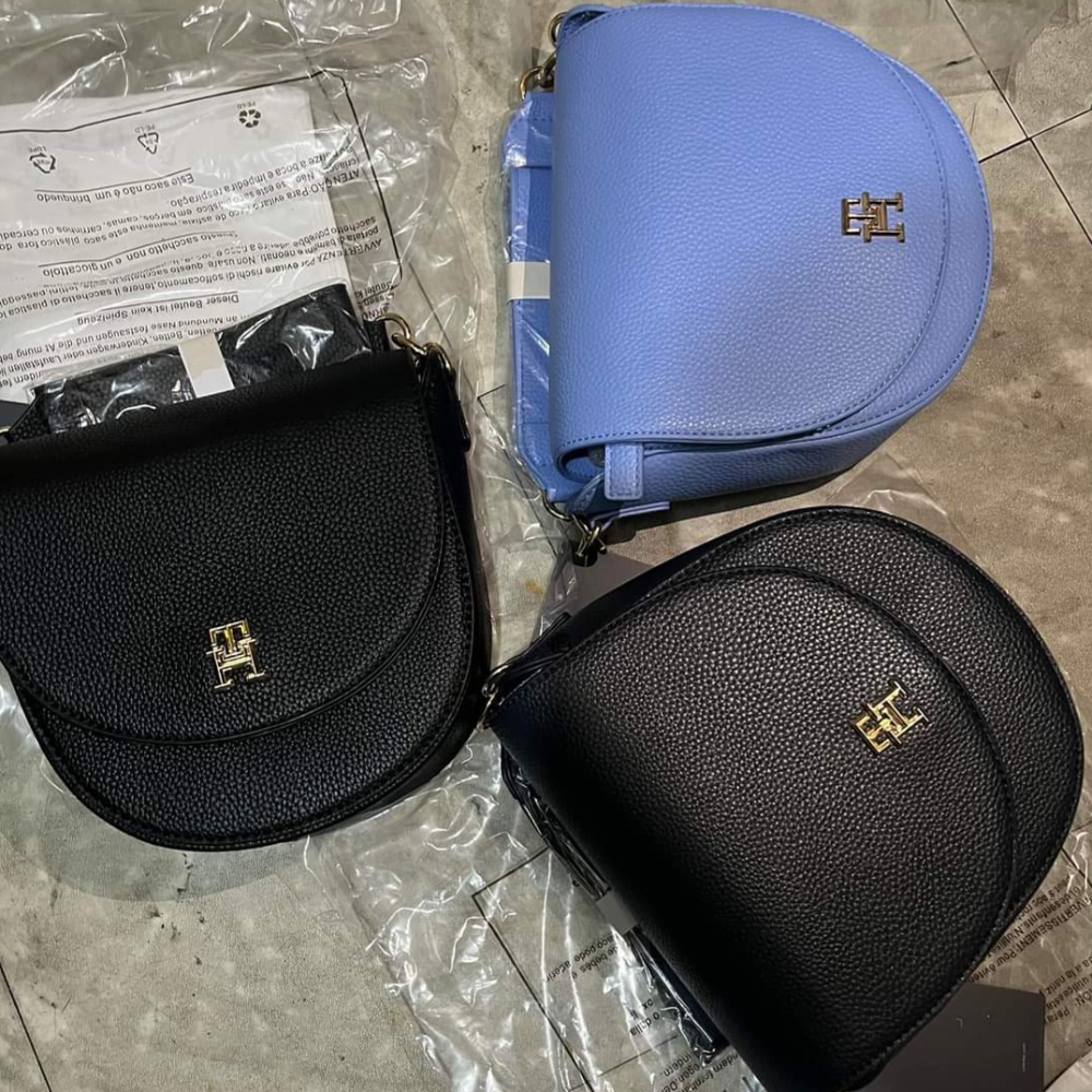 HCM TOMMY HOBO BAG