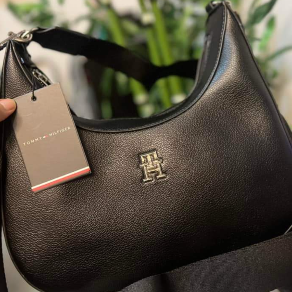 HCM TOMMY SHOULDER BAG