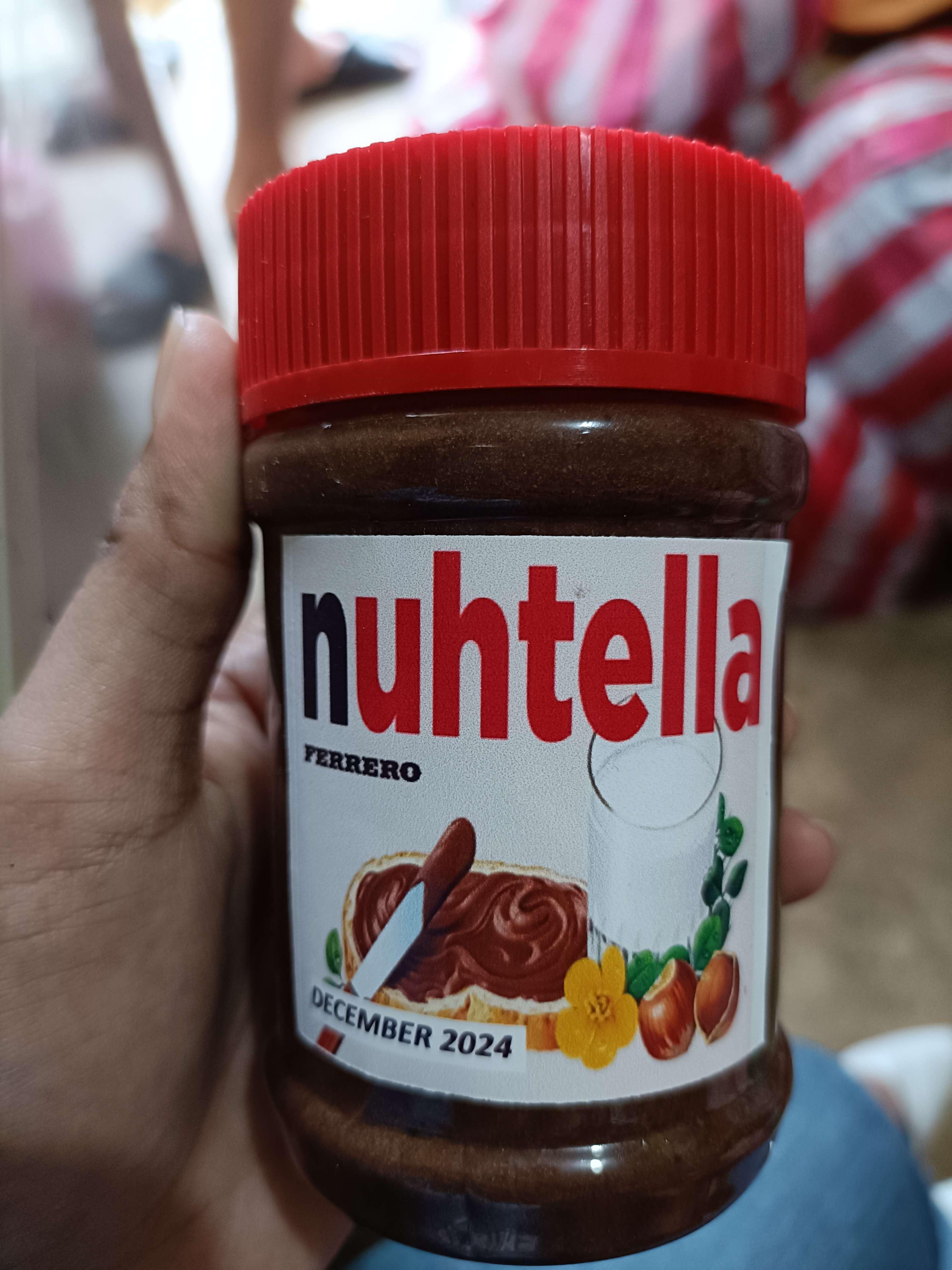 Nuhtella Ferrero Spread