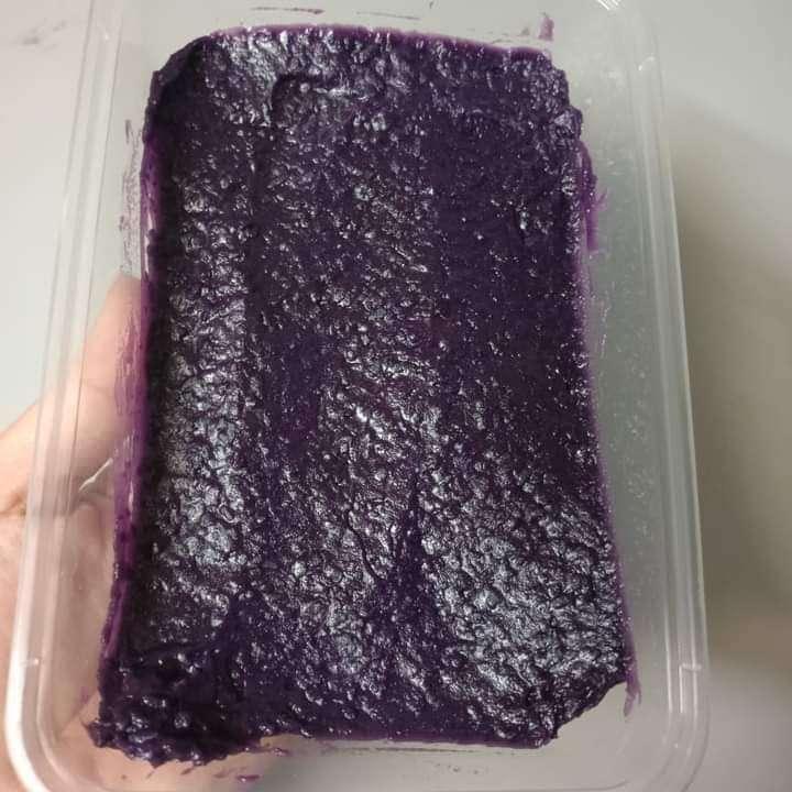 Ube halaya