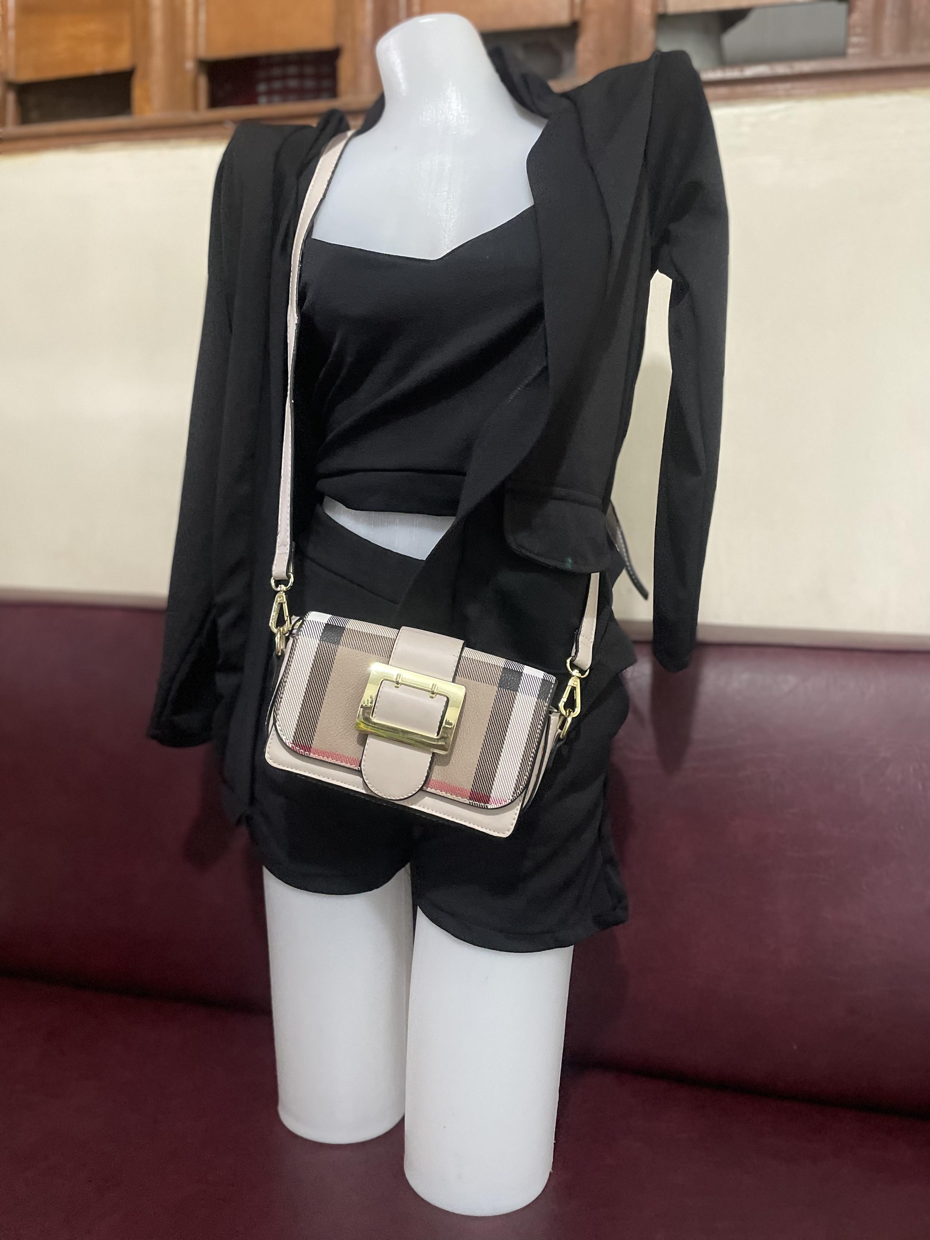 how.r.u sling/crossbody bag