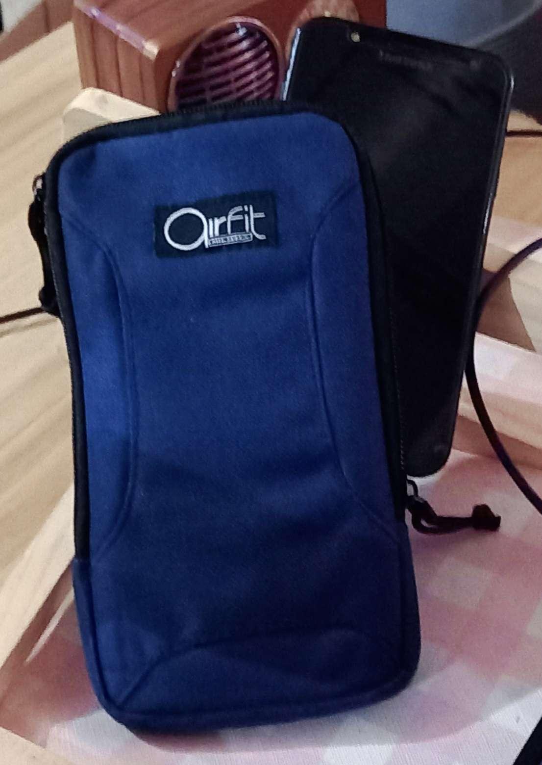 Smartphone belt pouch