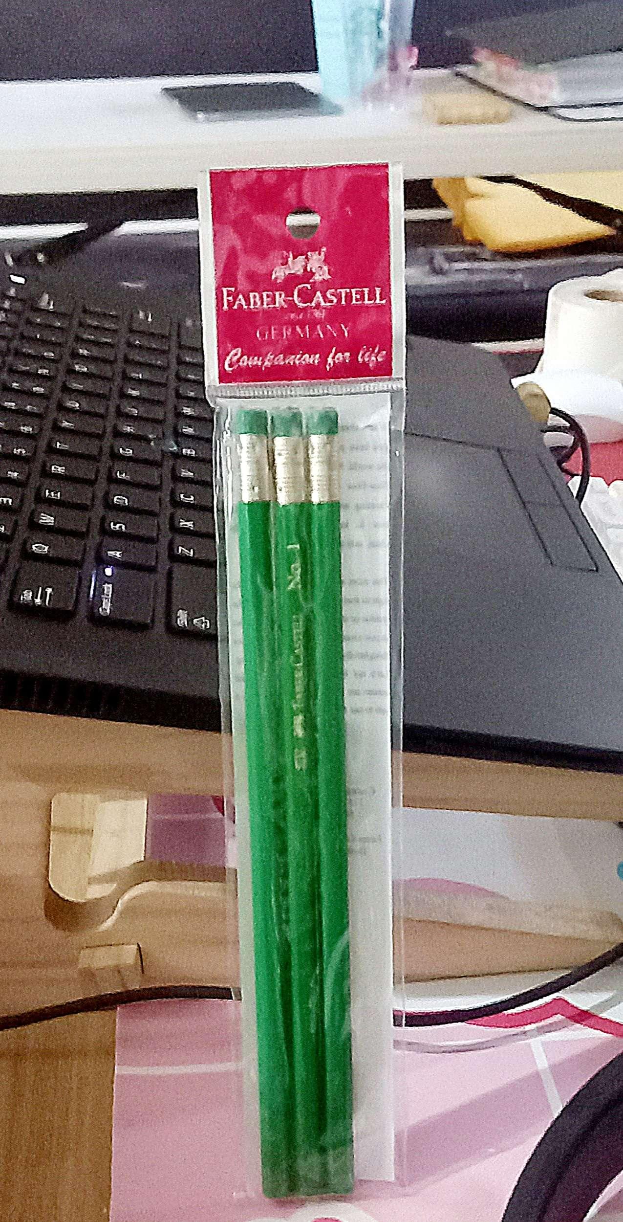 3 Faber-Castell Pencils